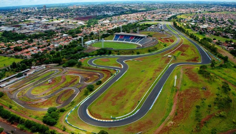 Autódromo de Londrina recebe sétima etapa do Superbike Brasil