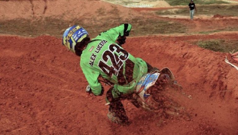 Piloto Pro Tork segue invicto no Pernambucano de Motocross