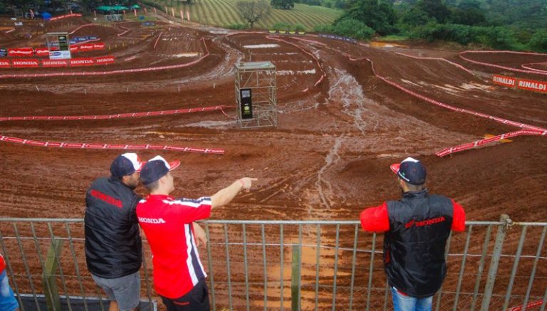 Abertura do Brasileiro de Motocross é cancelada por conta da chuva