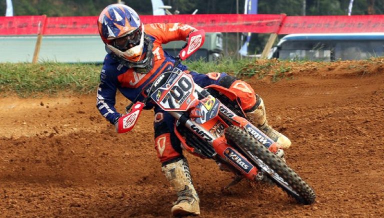 aborda defende a Pro Tork no Catarinense de Motocross