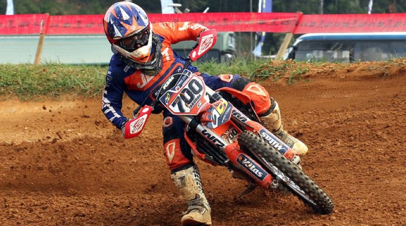 aborda defende a Pro Tork no Catarinense de Motocross