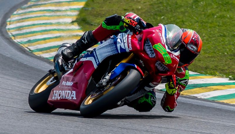 Piloto da Honda vence duas corridas no SuperBike Brasil - DID®