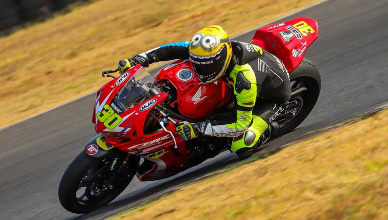 As 3 voltas mais insanas já feitas na corrida de motos Ilha de Man (vídeo)