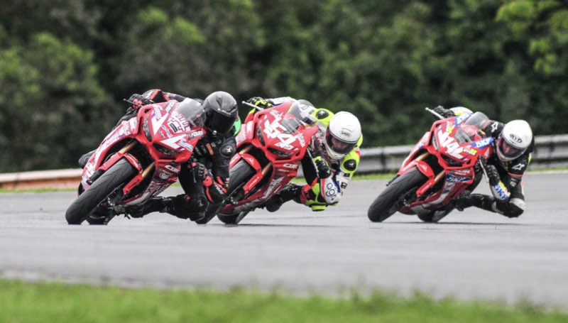 Guilherme “Foguetinho”, da Honda Jr Cup, bate recorde na pista de Interlagos