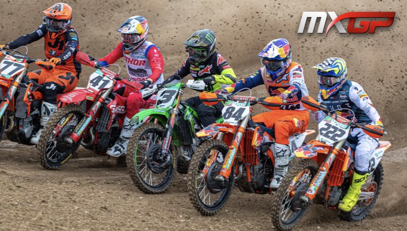 BandSports - Hoje, às 09h, começa a primeira corrida do Mundial de Motocross  na Suécia. A segunda corrida, você também confere com a gente às 12h! # Motocross #MundialdeMotocross #Bandsports #Moto #Corrida