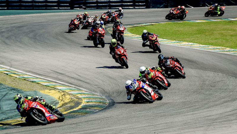 Interlagos recebe o SuperBike Brasil neste fim de semana