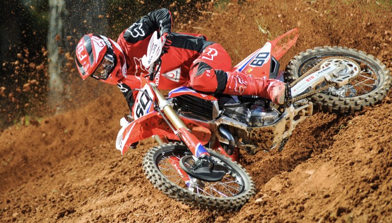 Jetro Salazar vence corrida classificatória da MX1 na 3ª etapa do  Brasileiro de Motocross