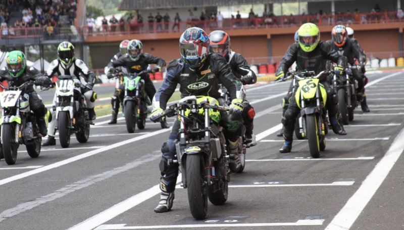 Curso de pilotagem de motos tem mais duas edições neste ano