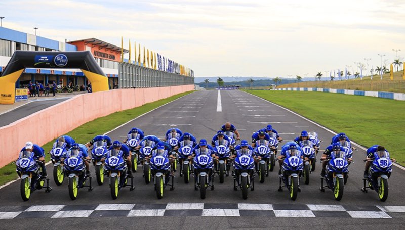 Vai começar! Temporada 2022 da Yamalube R3 bLU cRU Cup South America tem  início nesta semana - Yamaha Racing Brasil