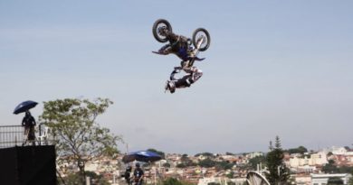 Rio Freestyle Motocross ganha segunda edição no Rio de Janeiro, Dino