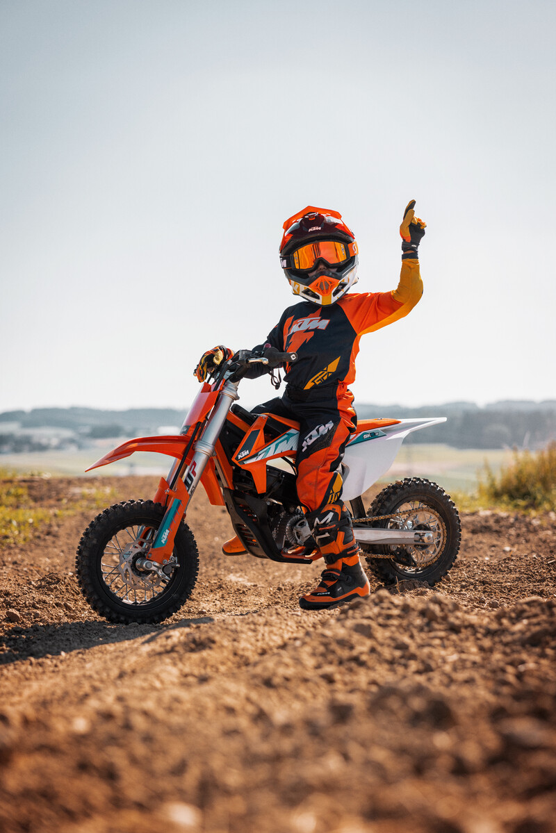 KTM lança SX-E 5 2020 - minicross com motor elétrico e altura ajustável -  MotoX