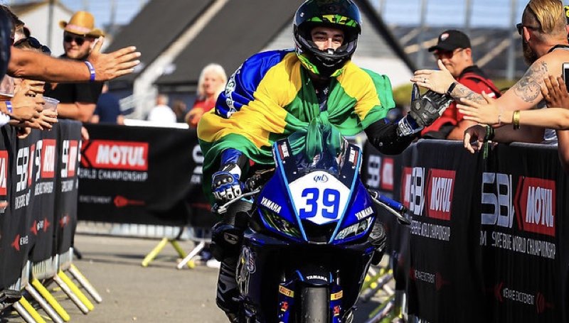 Brasileiros buscam vitórias no Mundial de SuperBike e no R3 bLU cRU  European Championship no tradicional circuito de Ímola - Yamaha Racing  Brasil