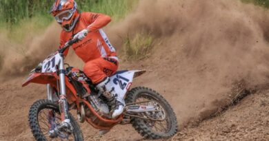 BandSports - Hoje, às 09h, começa a primeira corrida do Mundial de Motocross  na Suécia. A segunda corrida, você também confere com a gente às 12h! # Motocross #MundialdeMotocross #Bandsports #Moto #Corrida