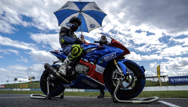 Treinos oficiais abrem fim de semana do Moto1000GP em Cascavel - Moto 1000  GP