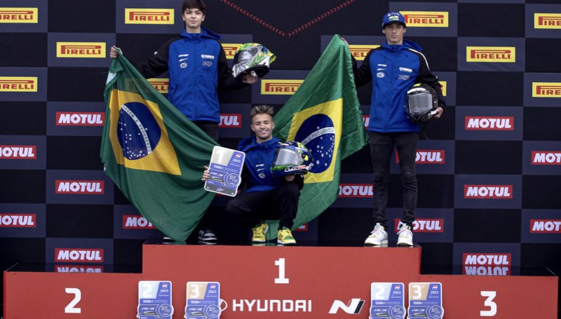 Brasileiros buscam vitórias no Mundial de SuperBike e no R3 bLU cRU  European Championship no tradicional circuito de Ímola - Yamaha Racing  Brasil