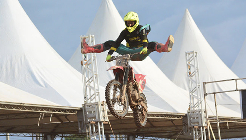 Preparem-se para sentir o ronco dos motores! Está chegando a 2ª etapa do  Campeonato Mineiro MX Motocross 2023, nos dias 22 e 23 de julho.A entrada é  gratuita e não será permitida