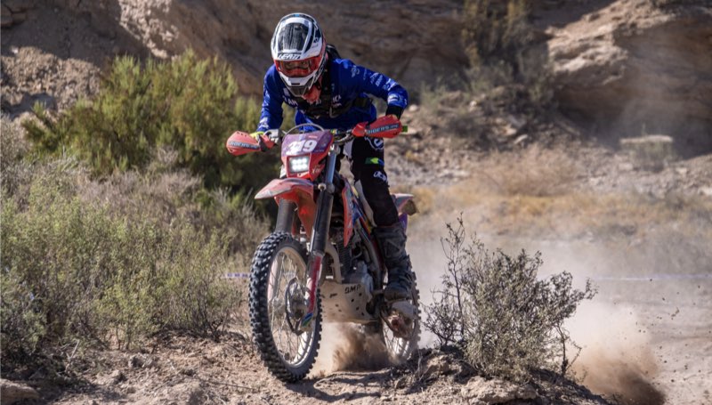 Guia Crissiumal - Notícias - Moto de trilha que participaria do enduro de  Crissiumal foi roubada na noite de sábado