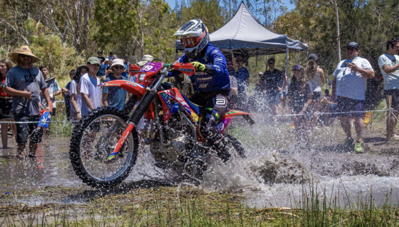 Guia Crissiumal - Notícias - Moto de trilha que participaria do enduro de  Crissiumal foi roubada na noite de sábado