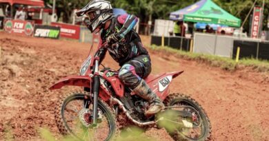 Pro Tork no pódio da abertura do Sportbay Catarinense de Velocross 2025