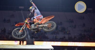 VÍDEO: Melhores momentos da 10ª etapa do AMA Supercross em Birmingham