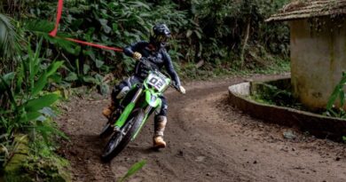 Kawasaki vence na estreia do Campeonato Paulista de Enduro Sprint e garante domínio na categoria Elite com Caio Lopes Kawasaki vence na estreia do Campeonato Paulista de Enduro Sprint e garante domínio na categoria Elite com Caio Lopes