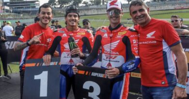 Guilherme Brito e a Honda Racing vencem segunda etapa da categoria principal no SuperBike Brasil 2025