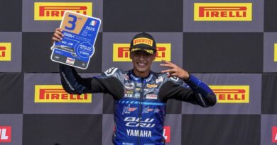 Aymon Bocanegra sobe ao pódio na segunda etapa do Mundial Yamaha R3 BLU CRU em Misano
