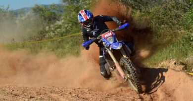 Rinaldi abre temporada do Brasileiro de Enduro com vitória na geral Elite, em Itajaí/SC