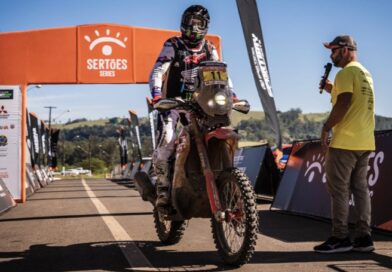 Bruno Crivilin é campeão das motos no Sertões Series Paraná
