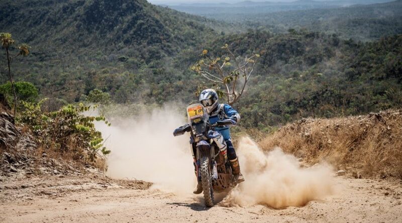 De Ténéré 700, Ricardo “Bob” Martins finaliza etapa no Top5 geral do Sertões 2026