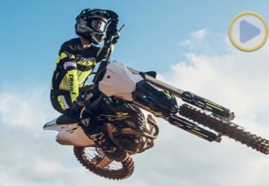 Triumph Motorcycles estreia ALL IN, série documental que revela a jornada da marca no motocross e no enduro